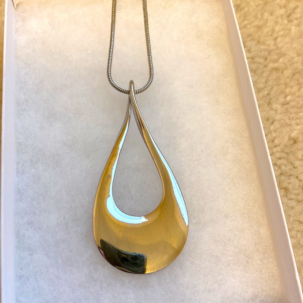 Bay to Baubles Silver Necklace with Silver Tear Drop Pendant